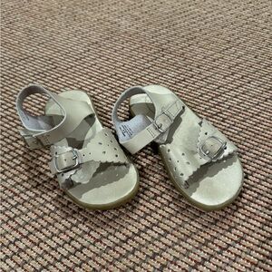 Footmates size 8 leather sandals